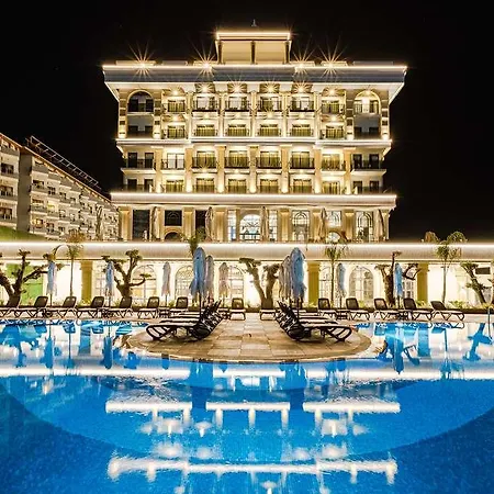 Otel Serenity Queen *